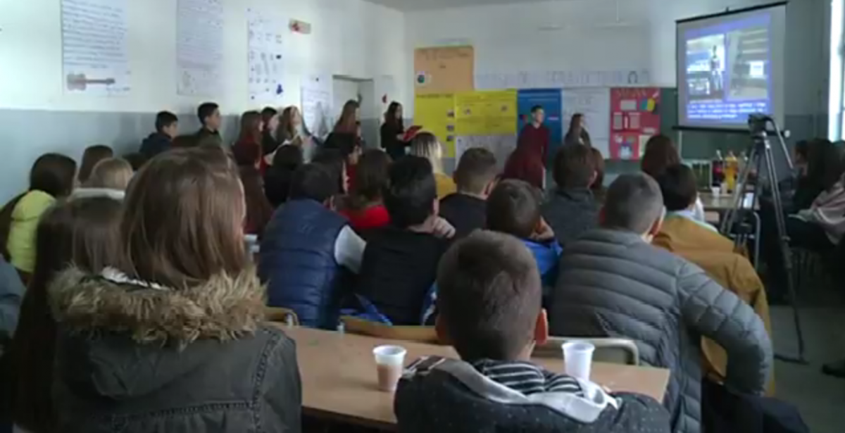 Učenici OŠ „Vuk Karadžić“ obilježili svjetski dan djeteta