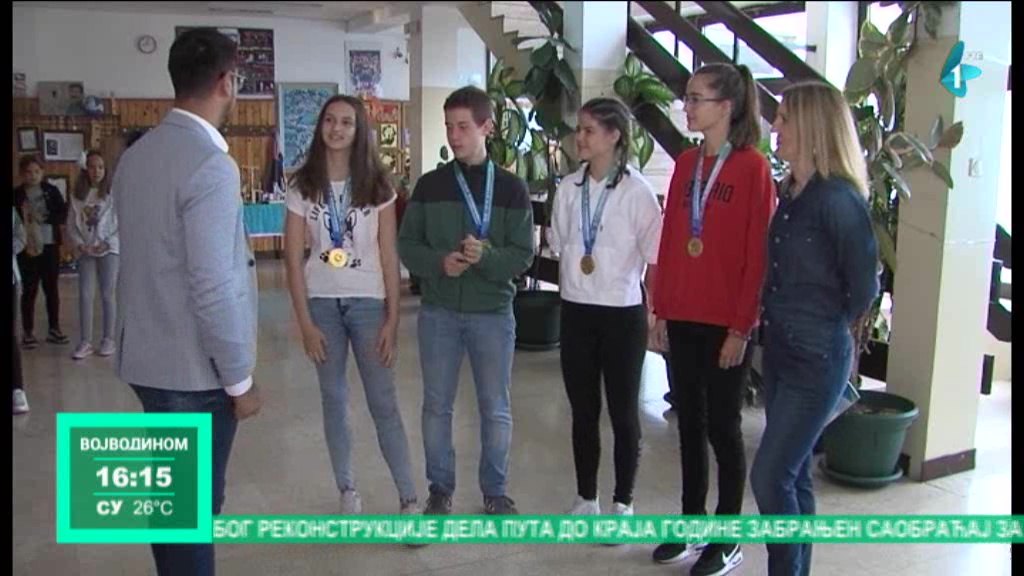 Učenici starobanovačke škole doneli 5 zlatnih medalja sa kampa nauke i tehnike 