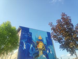Učeničku ideju niški umetnik pretvorio u prvi mural u Babušnici