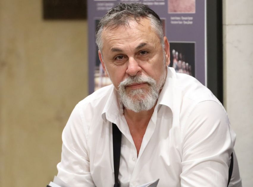 Udala se za profesora, rodila dete i posle jedne uloge nestala iz javnosti: Ovako danas izgleda 20 godina mlađa supruga Branimira Popovića