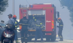 Ugašen požar uz rafinerijsku prugu u Pančevu