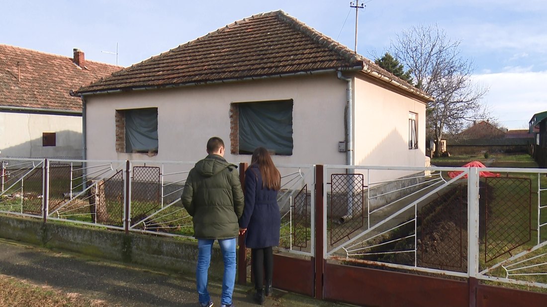 Pančevo: Ugovori za kupovinu 15 seoskih kuća izbeglima iz BiH i Hrvatske