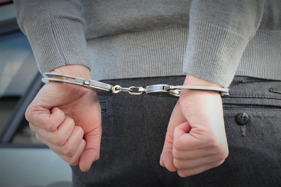 Uhapšen sudski izvršitelj u Novom Sadu zbog zloupotrebe službenog položaja