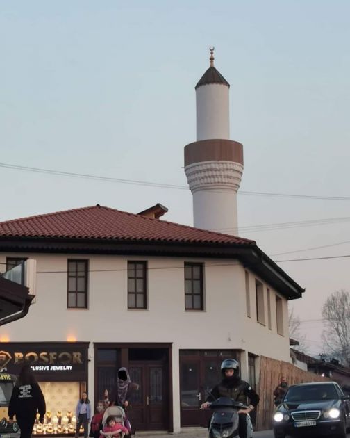 Ukazala se minara Arap džamije (Foto)