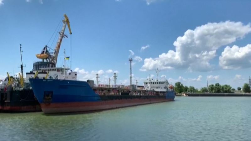 Ukrajina oslobodila posadu, zadržala ruski tanker 