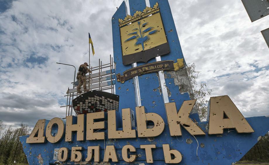 Ukrajinska kriza: U četiri ukrajinske oblasti referendumi o pripajanju Rusiji; Uhvaćeni diverzanti, raketirano biračko mesto