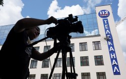 
					Ukrajinska televizija pogođena raketom zbog intervjua s Putinom 
					
									