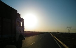 
					Umeren saobraćaj, kamioni čekaju četiri sata na Horgošu i Kelebiji 
					
									