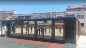 Umesto Hale sireva, Zaječarci dobili kontejner sa pet zvezdica i pokvarenom klimom