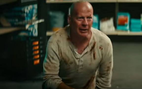 Umri muški: Bruce Willis kao John McClane u urnebesnoj reklami za akumulatore