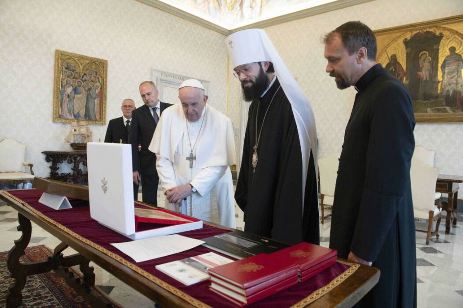 Uoči susreta sa patrijarhom Kirilom Papa razgovarao sa ruskim episkopom
