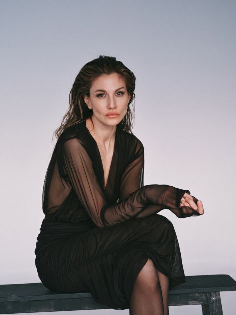 Up close with Ana Sekulić: Od modne scene, preko sopstvenog brenda do autorskih pesama i fotografija