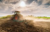 Upaljen alarm: U Srbiji više njiva i traktora - manje ljudi i gazdinstava