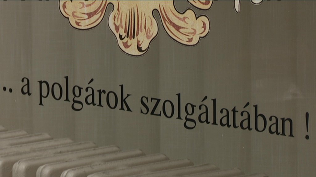 Upotreba mađarskog jezika i pisma primer kako se poštuju propisi