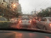 Upozorenje: Kiša, popodnevni špic, pa udes na Gazeli - velike gužve u Beogradu