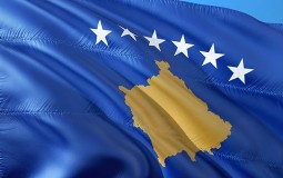 
					Uprava Notr-Dama: Zastava Kosova na osnovu spiska zvanica na komemoraciju 
					
									