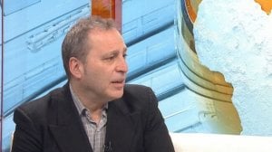 „Uprkos nanetoj šteti, moguće je i dalje nadati se“: Profesor Erik Gordi o protestu u Beogradu na Vidovdanu