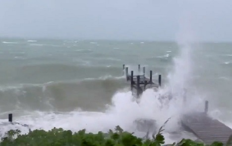 Uragan Dorian razara Bahame