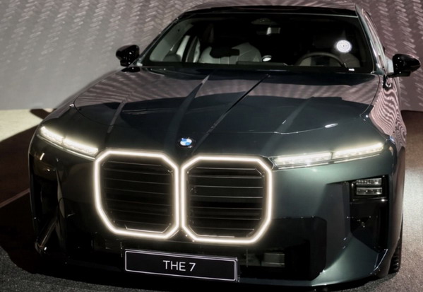 Uskoro obnovljeni BMW Serije 7