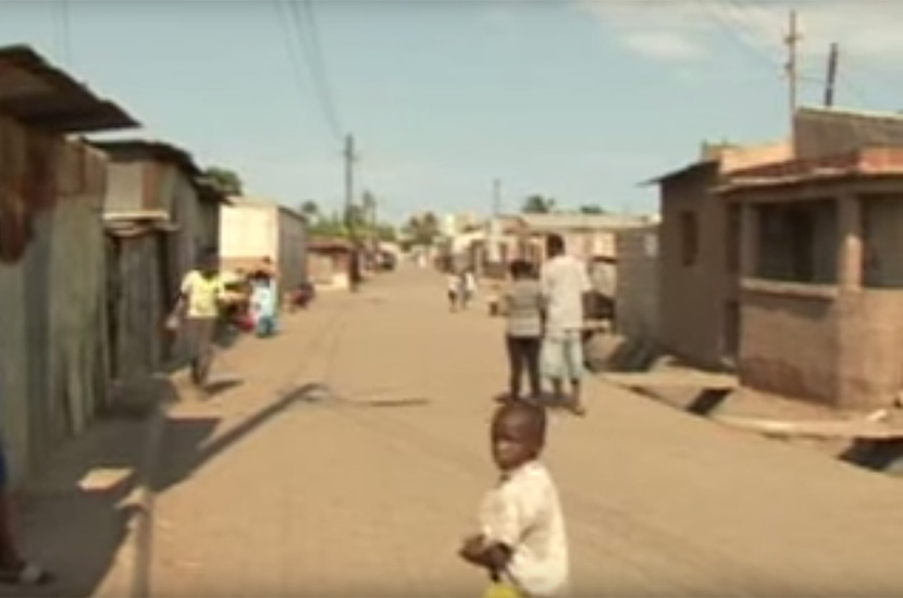 Ušli su siromašni afrički kvart i među kolibama istog trenutka shvatili da je to mesto od kojeg je sve počelo (VIDEO)