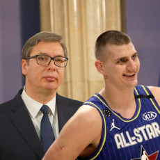Uspeli ste da budete najbolji među najjačima Vučić srdačno čestitao Jokiću MVP titulu (FOTO)