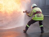 Uspešna misija vatrogasaca: Obuzdan požar u Podgorici; vatra podmetnuta? FOTO