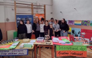 Uspešna saradnja škola iz Mramorka i Pločice u projektu Ministarstva prosvete
