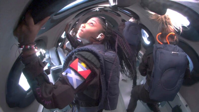 Uspješno okončan prvi turistički let u svemir Virgin Galactica