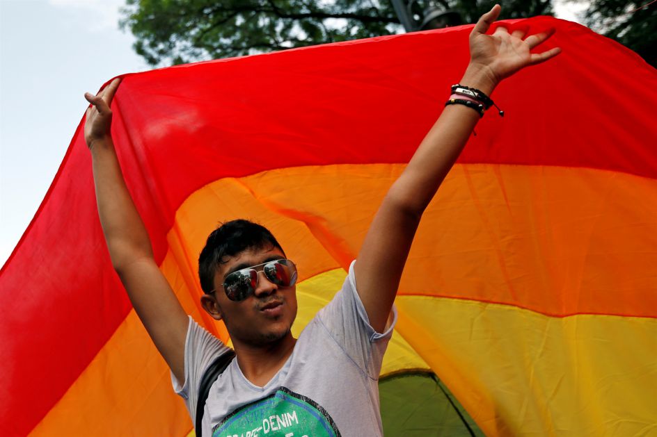 Ustavni sud Rumunije: Gej parovi treba da imaju ista prava
