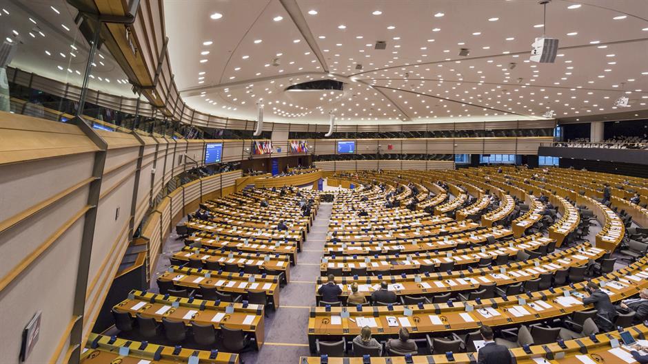 Usvojena rezolucija, EP poziva vlast da reši slučaj Savamala