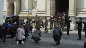 Uz sirene, dronove, sahrane i muziku: Reportaža Kristijana Ekera za Danas iz Ukrajine