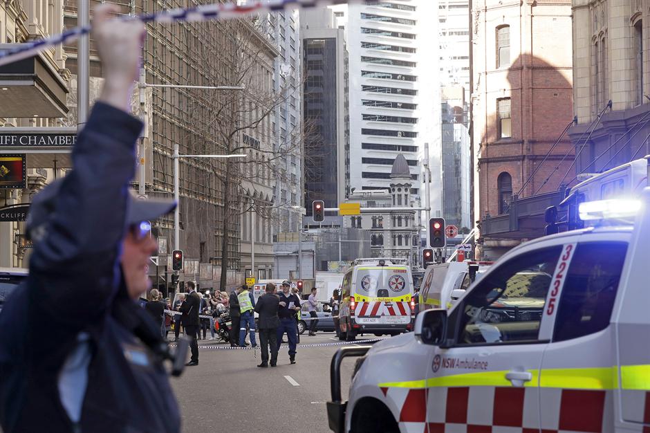 Užas u Sidneju:Vikao Alahu akbar, pa izbo prolaznike