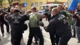 Uznemirujući snimci policijske brutalnosti iz Berlina; reagovale UN VIDEO