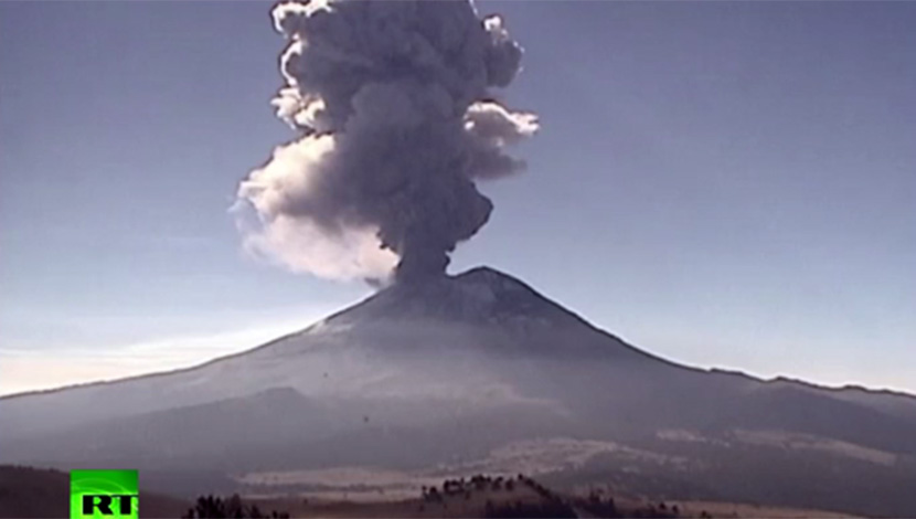 VANREDNO STANJE NA KOSTARIKI: Proradio vulkan, aerodromi zatvoreni!