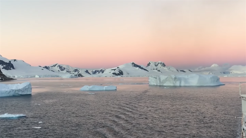 VANZEMALJSKI MATERIJAL otkriven u snegu sa Antarktika