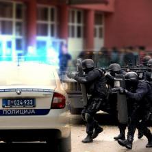 VELIKA AKCIJA POLICIJE U POŽAREVCU: Uhapšen muškarac naoružan do zuba - imao i bombu! (FOTO)