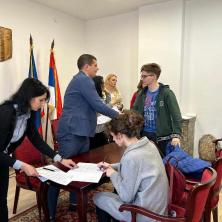 VELIKA PLANA PONOVO REKORDNO: Opština dodelila 252 studentske stipendije