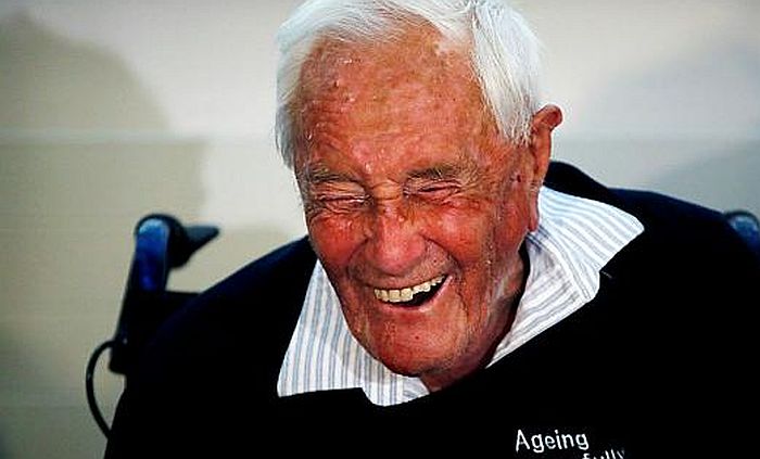 VIDEO: 104-ogodišnji naučnik srećan što će danas umreti