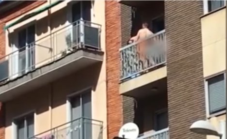 (VIDEO 18+) BRIGA IH ZA KOMŠIJE: Žestok SEKS na balkonu u po bela dana!