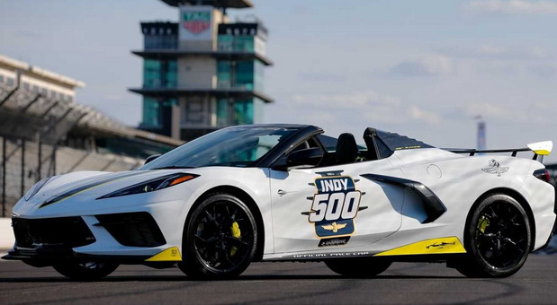 VIDEO: 2021 Chevrolet Corvette Stingray Indy 500 Pace Car