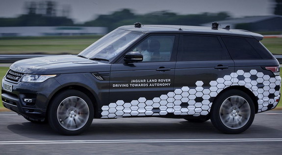 VIDEO: Autonomni Range Rover Sport