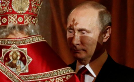 (VIDEO) ČUDO NA VASKRŠNJOJ LITURGIJI: Na Putinovom čelu ponovo se ukazao krst!