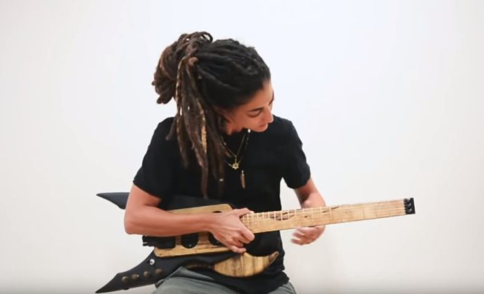 VIDEO: Dizajnirala gitaru kojoj možete menjati izgled i zvuk