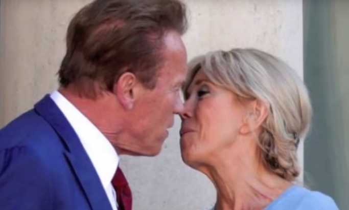 VIDEO: Internet bruji o Švarcijevom poljupcu sa Brižit Makron