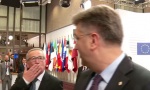 VIDEO: Junker uštinuo hrvatskog premijera i poslao mu poljubac