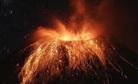 (VIDEO) KAD SE PROSPE BES BOGA VATRE I OGNJA: Ovo je 5 najsmrtonosnijih vulkanskih erupcija ikad!