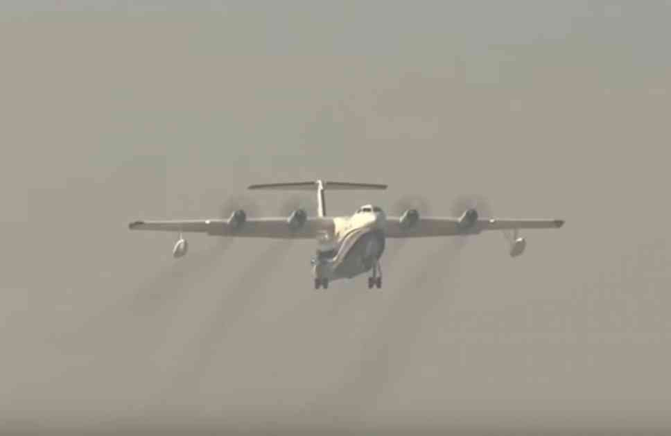 (VIDEO) KINA PRESTAVILA NOVU LETELICU: Ovaj avion-amfibija može da ide 500 km na sat, a ovako je izgledao prvi let