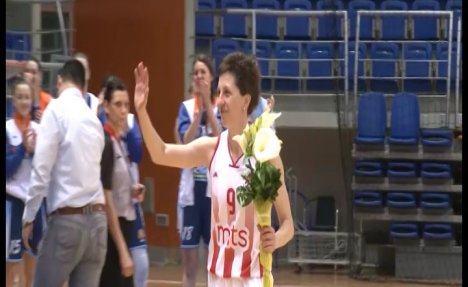 (VIDEO) KRAJ POSLE 24 TITULE: Biljana Stanković, najtrofejnija srpska košarkašica, završila karijeru
