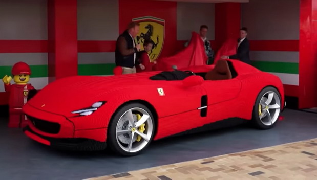 VIDEO: Lego Ferrari Monza SP1 u razmeri 1:1