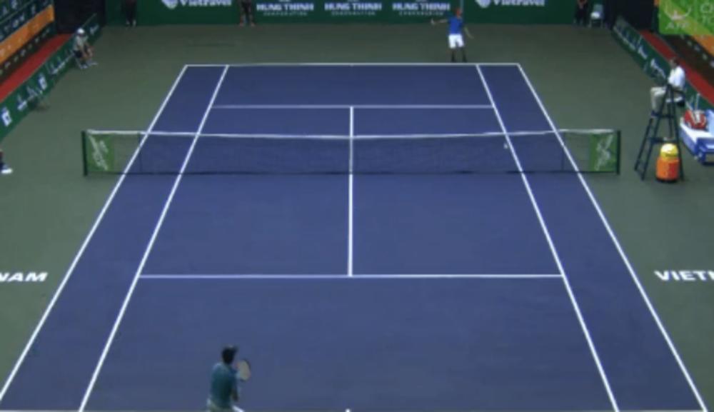 (VIDEO) MONSTRUOZNI BEKHEND: Ne, ovo nije Federer, a nije ni Vavrinka, već amater!